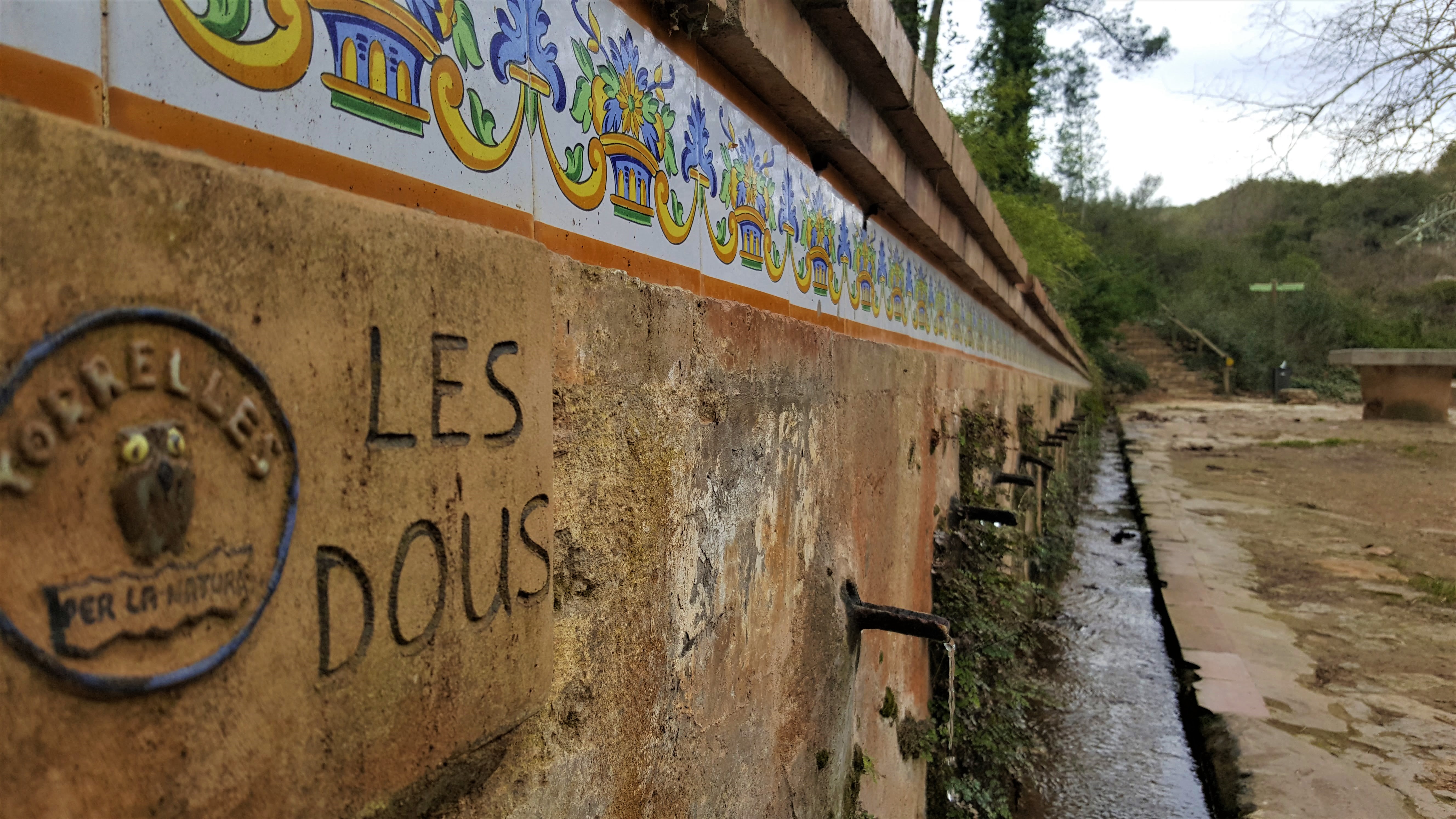 Les Dous