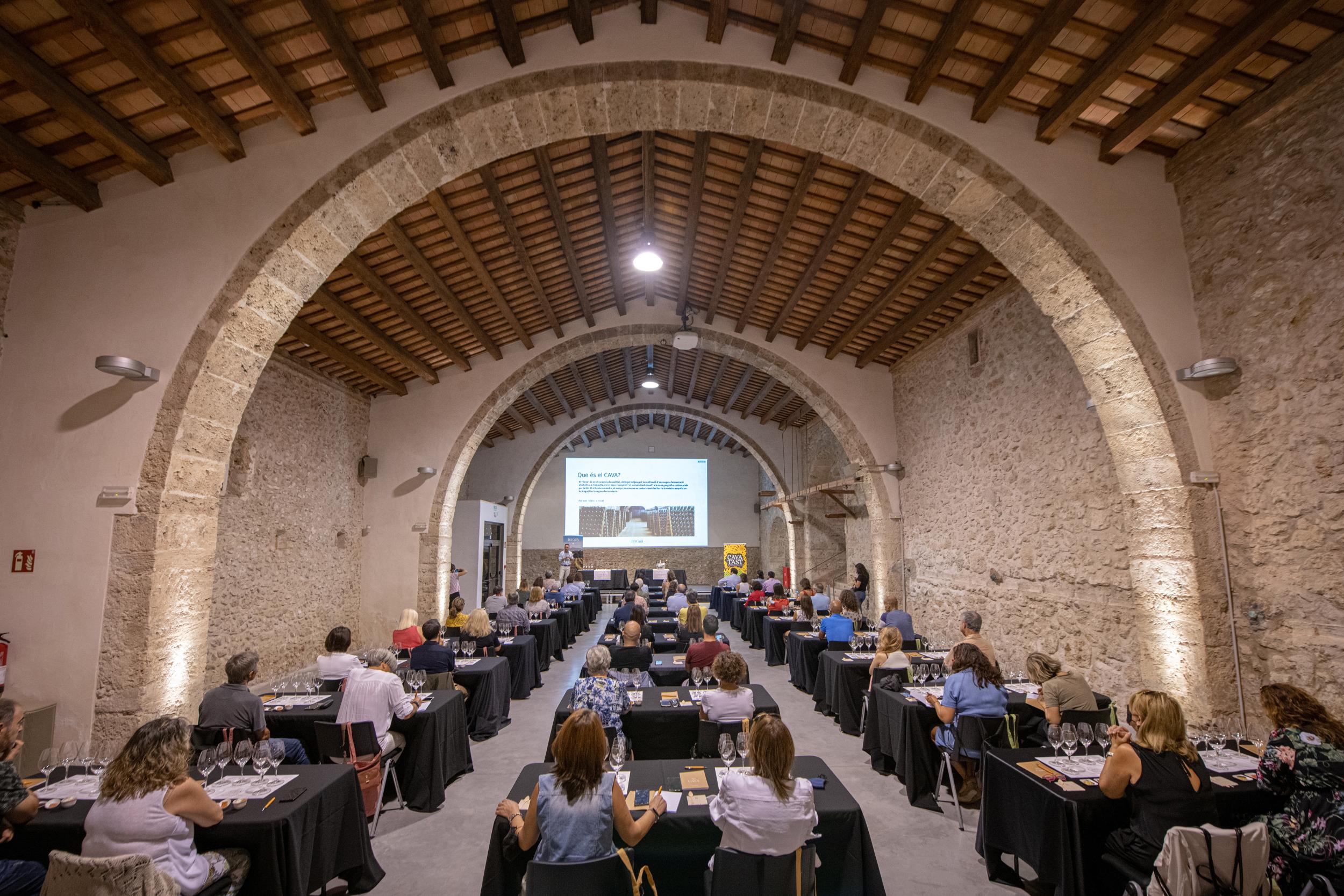 Cava Centre