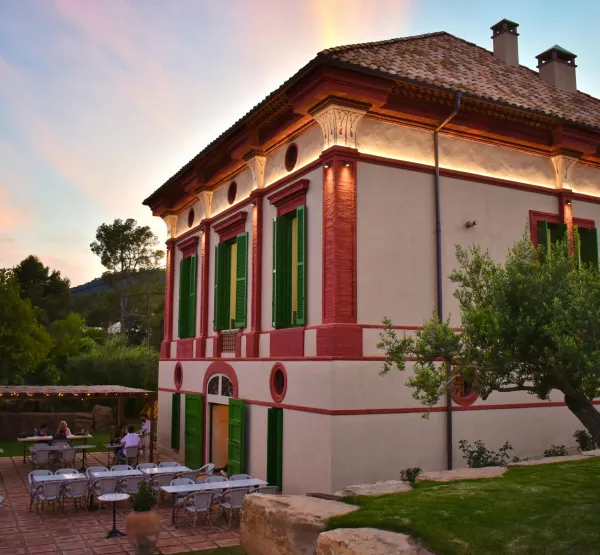 chalet.jpg
