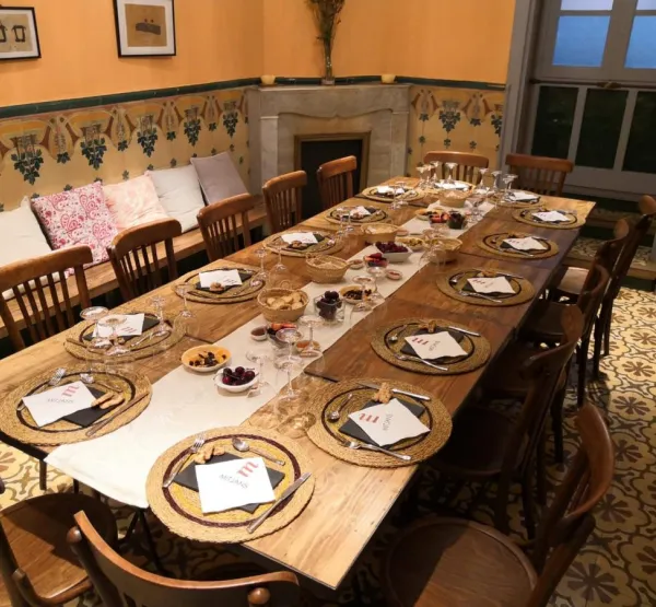 Mitjans la Botiga, Tast&Vins